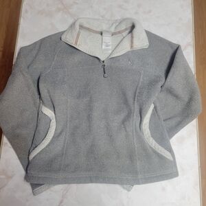 The North Face Gray 1/4 Zip Fleece Pullover Size Small Petite Cozy Layer